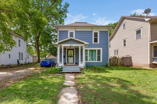 415 E 4th St, Newton, KS, 67114-2732 | Card Image