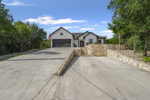 3228 Lakeside Dr, Granbury, TX, 76048-6564 | Card Image