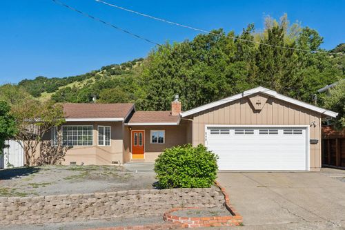 546 Pinewood Dr, San Rafael, CA, 94903-1334 | Card Image