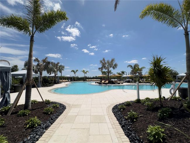 17428 Crescent Moon Loop, Townhouse with 3 bedrooms, 3 bathrooms and null parking in BRADENTON FL | Image 18