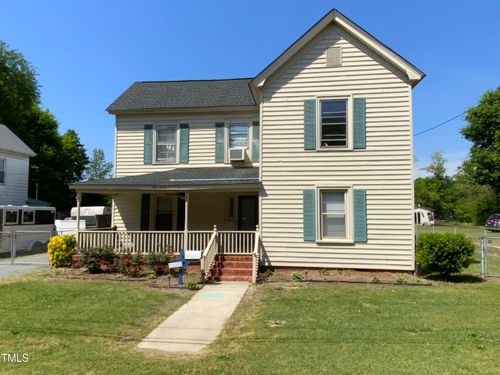 104 N 16th St, Erwin, NC, 28339-1717 | Card Image