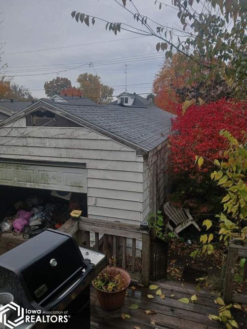 722 Queen Anne Ave, Ottumwa, IA, 52501-4818 | Card Image