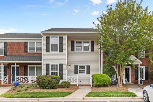 10942 Winterbourne Ct, Charlotte, NC, 28277-8876 | Card Image