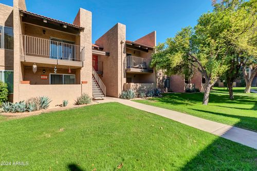 f9-5525 E Thomas Rd, Phoenix, AZ, 85018-8126 | Card Image