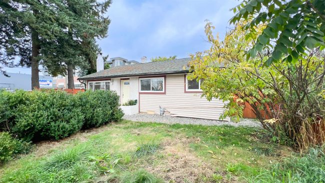 1991 Westminster Avenue, House other with 3 bedrooms, 1 bathrooms and 2 parking in Port Coquitlam BC | Image 4