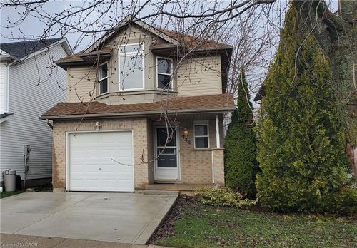 725 Paris Blvd, Waterloo, ON, N2T2X9 | Card Image