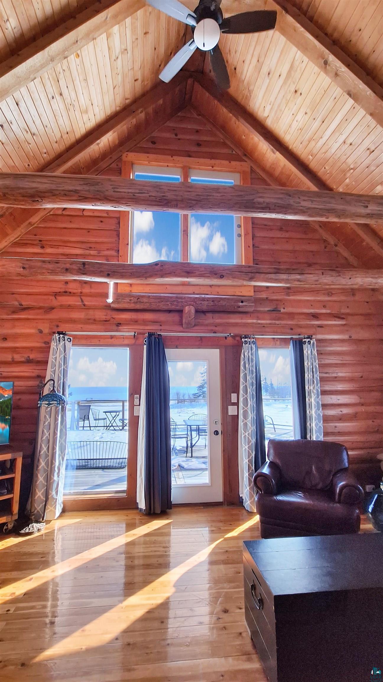 Residential in LaPointe 4