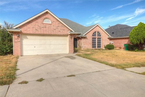 7409 Glen Dr, Watauga, TX, 76148-1231 | Card Image