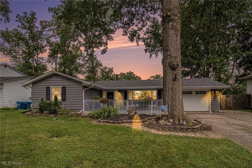 1348 Birchview Dr, Vermilion, OH, 44089-1715 | Card Image