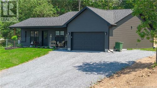 11 Sheraton Ave, Quispamsis, NB, E2E1L9 | Card Image