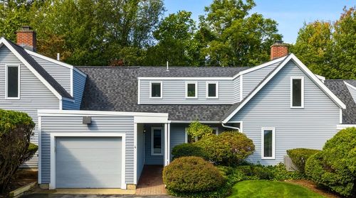 4-4 Farmer Rd, Milton, MA, 02186-3743 | Card Image