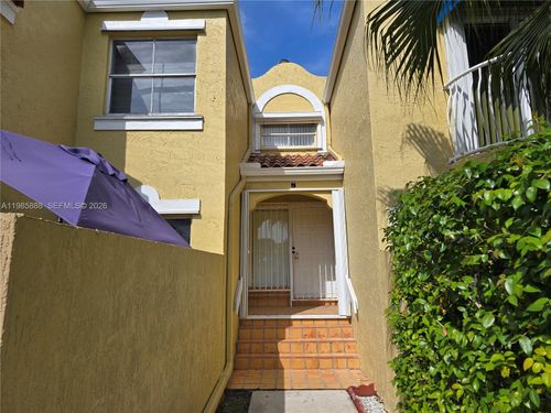 1208-365 Nw 85th Ct, Miami, FL, 33126-3826 | Card Image