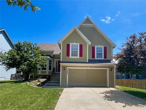 12465 S Quail Ridge Dr, Olathe, KS, 66061-7784 | Card Image