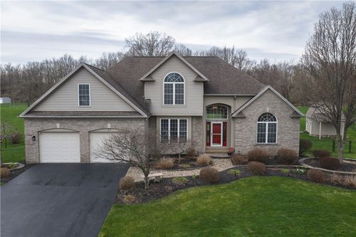 57 Winding Country Ln, Spencerport, NY, 14559-1601 | Card Image