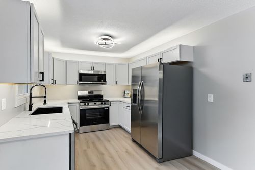 11004 Trail West Rd, Bloomington, MN, 55437-3347 | Card Image