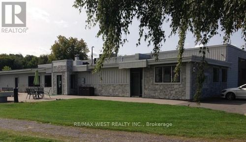 424 Penetanguishene Road, Springwater (Centre Vespra), ON, L4K4Y8 | Card Image