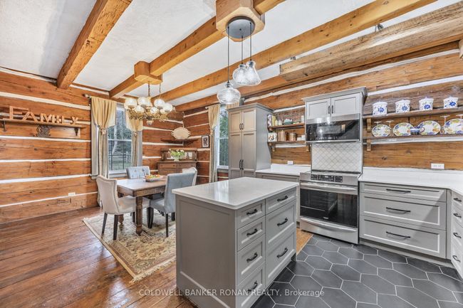 836138 4 Th Line, House other with 3 bedrooms, 2 bathrooms and 6 parking in Mulmur ON | Image 17