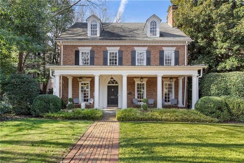 88 Peachtree Cir Ne, Atlanta, GA, 30309-3529 | Card Image