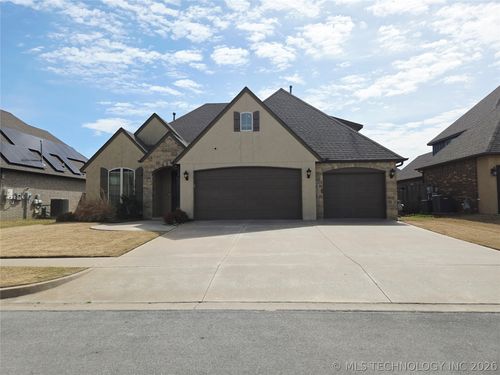 18512 E 43rd Pl S, Tulsa, OK, 74134-6002 | Card Image