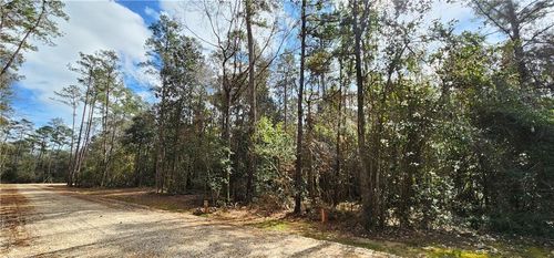 19550 Southern Pine St St, Covington, LA, 70433 | Card Image