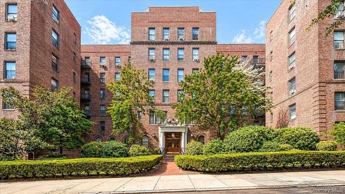4a-83-80 118th St, Kew Gardens, NY, 11415-2406 | Card Image