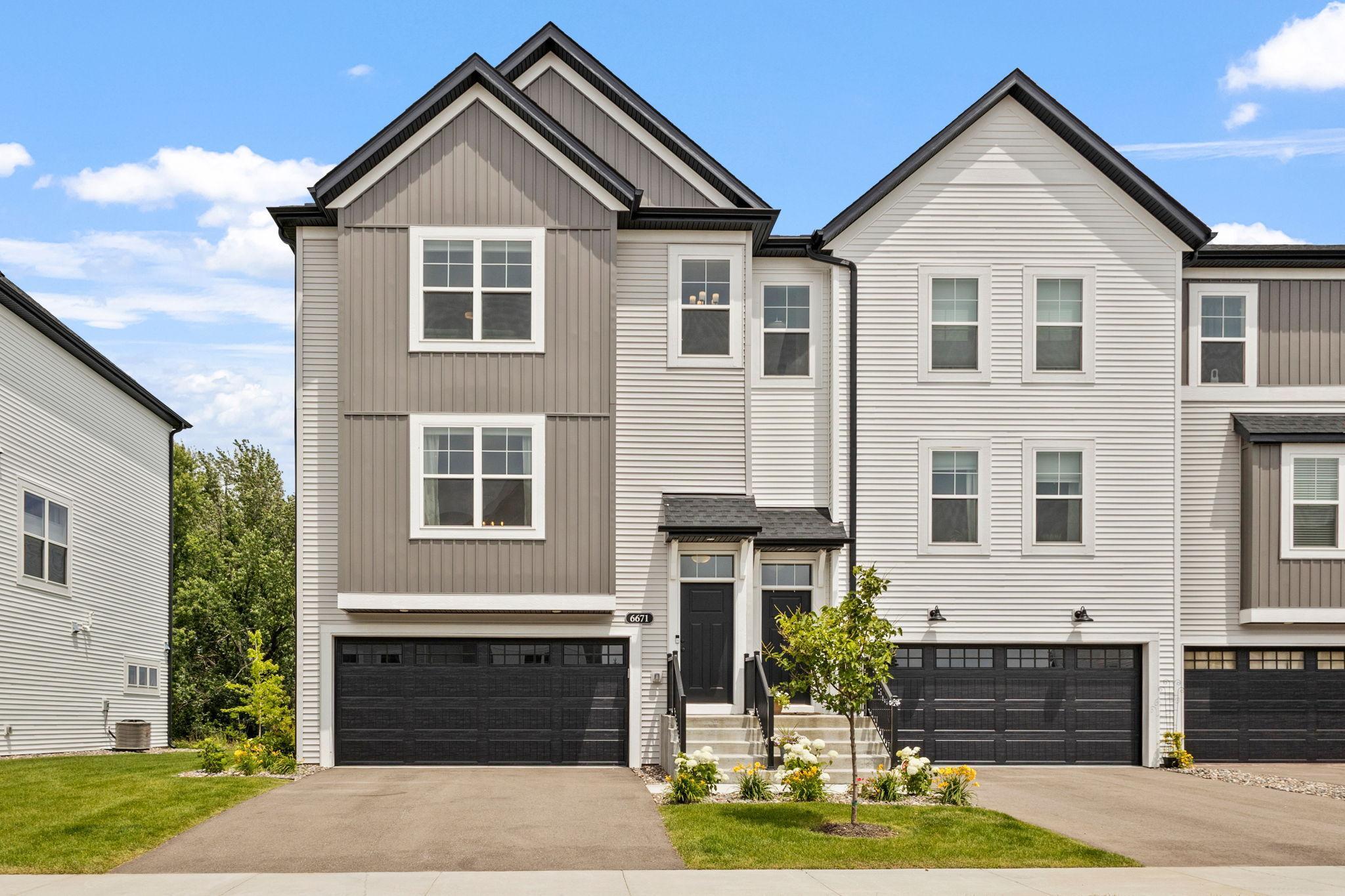 Jody Ave, Cottage Grove, MN 55016