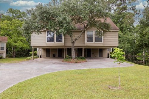42-42 Chamale Cv E, Slidell, LA, 70460-2545 | Card Image