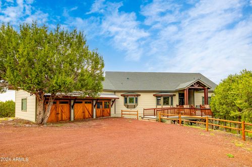 2667 E Overlook Dr, Williams, AZ, 86046 | Card Image