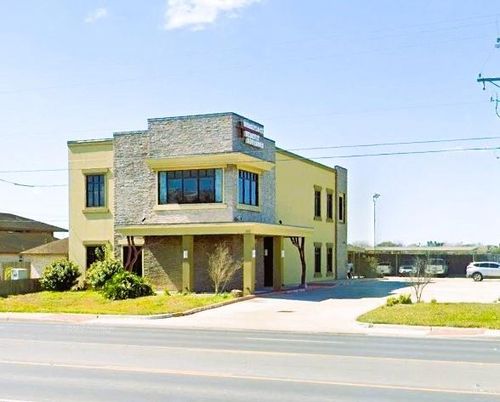 819 N Veterans Blvd, Pharr, TX, 78577-4307 | Card Image
