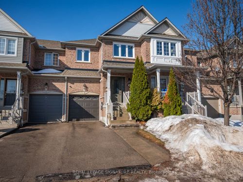 88 Burgess Cres, Newmarket, ON, L3X2T8 | Card Image