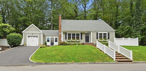 29 Harrison Drive, Huntington, NY, 11768 | Card Image