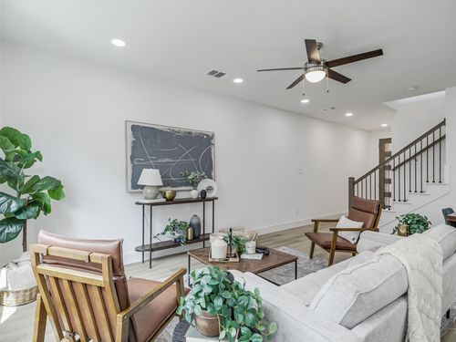 7331 Rubio Pl, Dallas, TX, 75235-3518 | Card Image