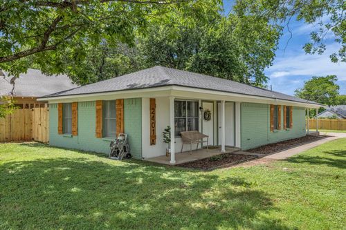 2401 Herring Ave, Waco, TX, 76708-2762 | Card Image