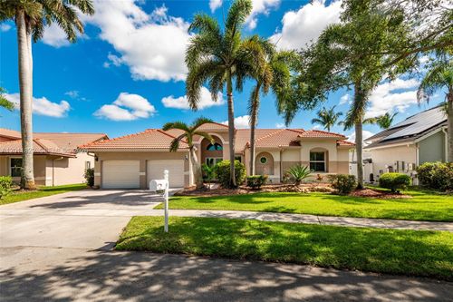 18253 Nw 15th Ln, Pembroke Pines, FL, 33029-3089 | Card Image