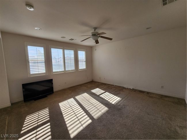 10016 Shiloh Heights St, House other with 3 bedrooms, 3 bathrooms and null parking in Las Vegas NV | Image 18