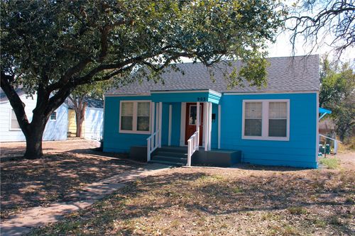 903 W Alice Ave, Kingsville, TX, 78363-4264 | Card Image