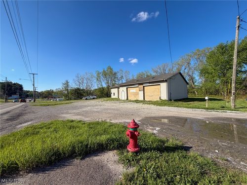 1641 Sr 39, Dover, OH, 44622 | Card Image