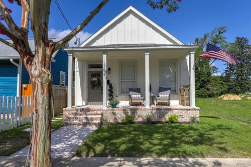 1105 Dr Martin Luther King Jr Dr, Pensacola, FL, 32503-5933 | Card Image