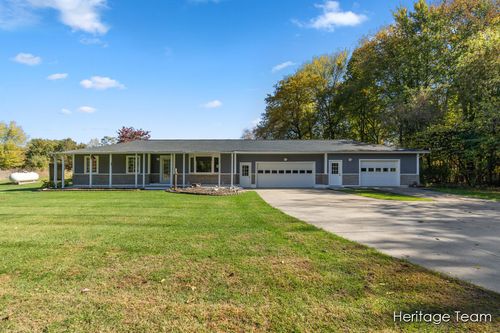 161 13th St, Plainwell, MI, 49080-9706 | Card Image