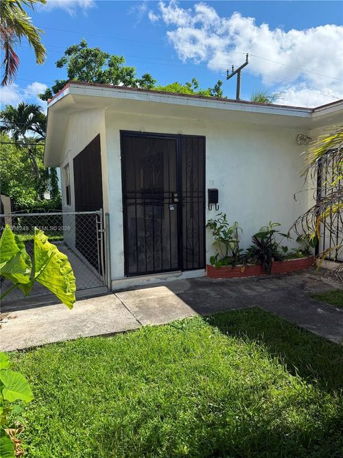 0-78 Ne 43rd St, Miami, FL, 33137-3410 | Card Image