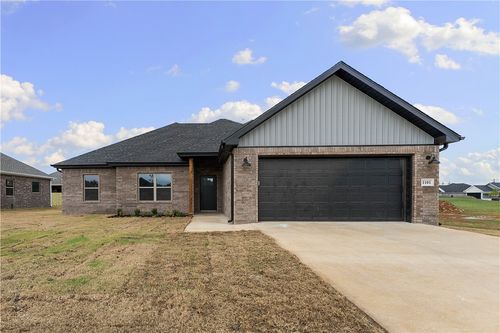 1101 Cook Ln, Pea Ridge, AR, 72751 | Card Image