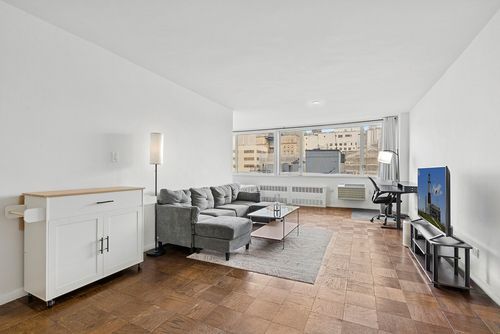 10a-333 E 14th St, New York, NY, 10003-4265 | Card Image