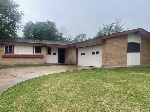 10418 Winding Trail Road, La Porte, TX, 77571 | Card Image