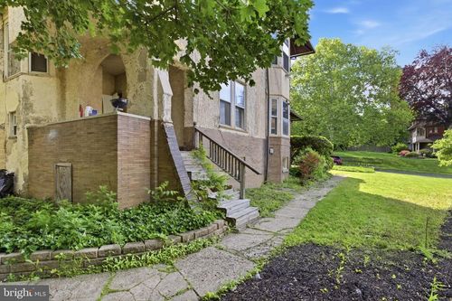 fl-a-5939 Drexel Rd, PHILADELPHIA, PA, 19131-1215 | Card Image