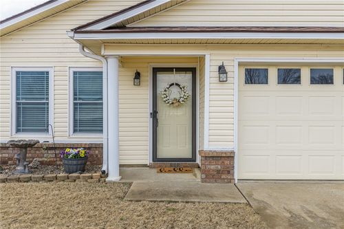 407 Timber View Ln, Van Buren, AR, 72956-6424 | Card Image