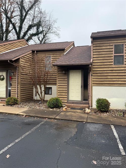 apt-18-1420 11th Street Dr Nw, Hickory, NC, 28601-2271 | Card Image