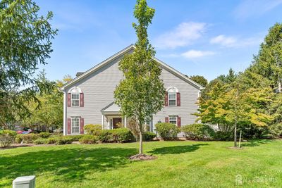 1 Hopkins Court, Townhouse with 3 bedrooms, 2 bathrooms and null parking in Plainsboro NJ | Image 3