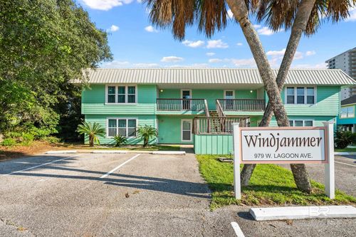 979 W Lagoon Ave, Gulf Shores, AL, 36542-6307 | Card Image