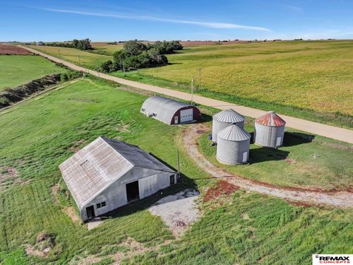 14098 S 176th Rd, Adams, NE, 68301-8235 | Card Image