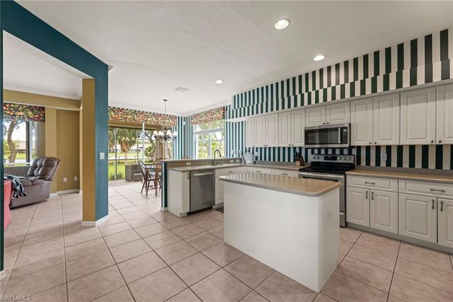 12541 Allendale Cir, House other with 5 bedrooms, 3 bathrooms and 2 parking in FORT MYERS FL | Image 18